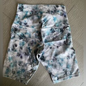 Lululemon Align shorts
